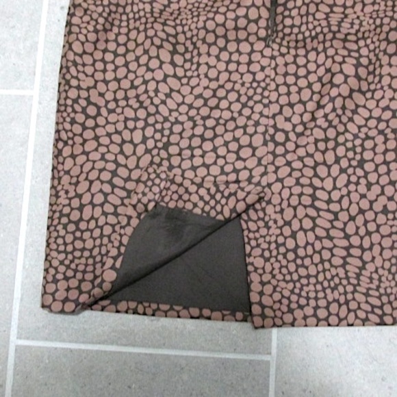 Ann Taylor LOFT Silk/Cotton Blend Pencil Skirt, Size 6 - Picture 7 of 7